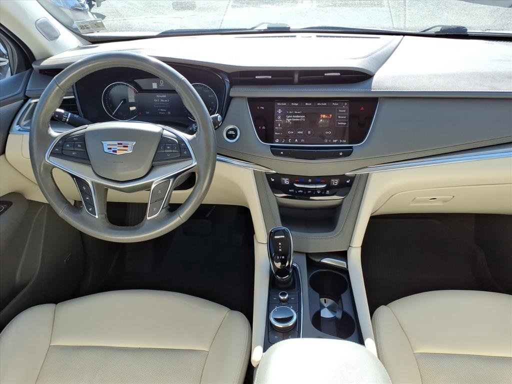 Used 2023 Cadillac XT5 Premium Luxury w/ LPO, Floor Liner Package image 9