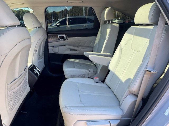 Certified 2023 Kia Sorento SX FWD image 14