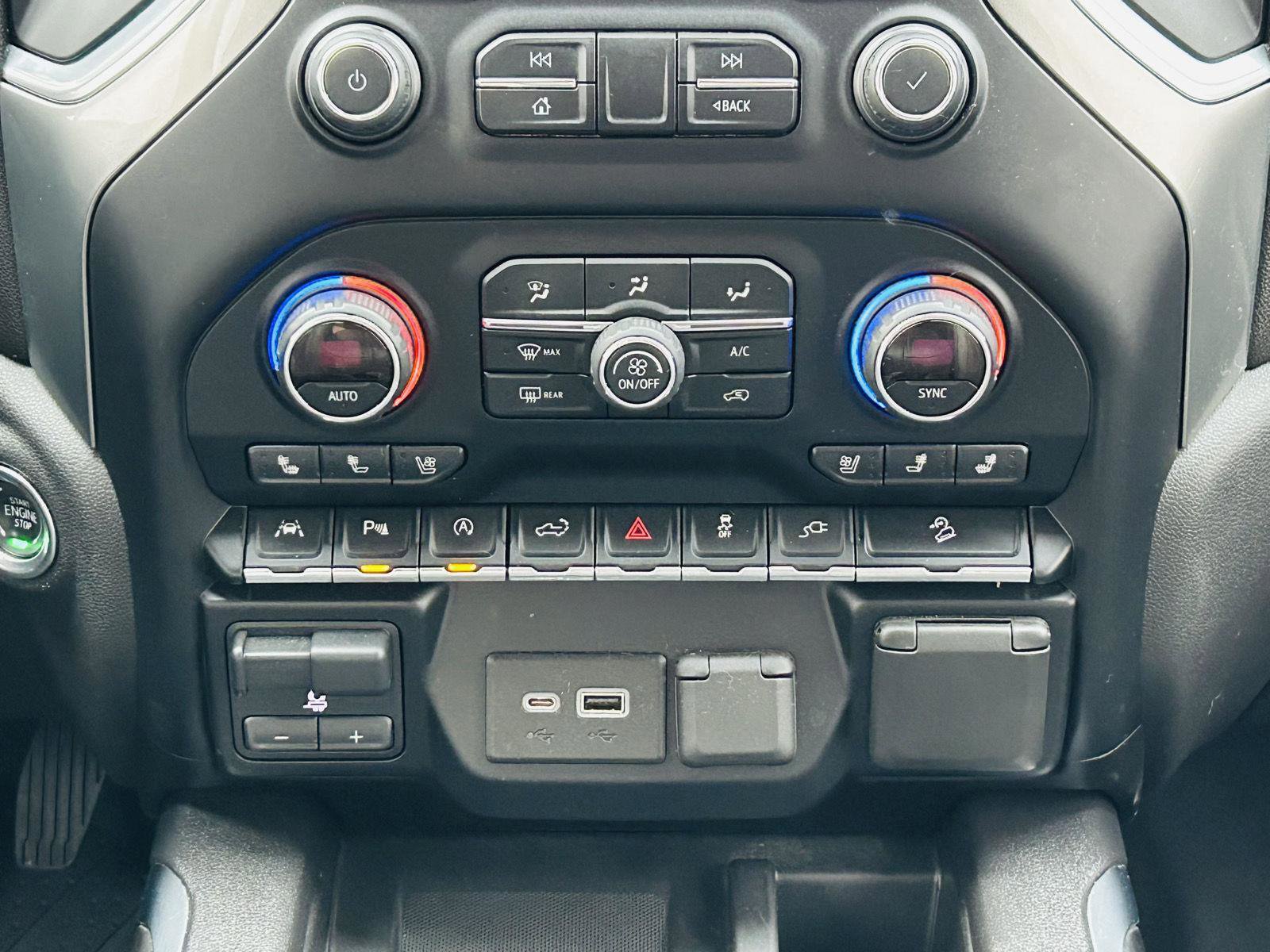 Used 2019 Chevrolet Silverado 1500 LTZ w/ LTZ Plus Package image 24