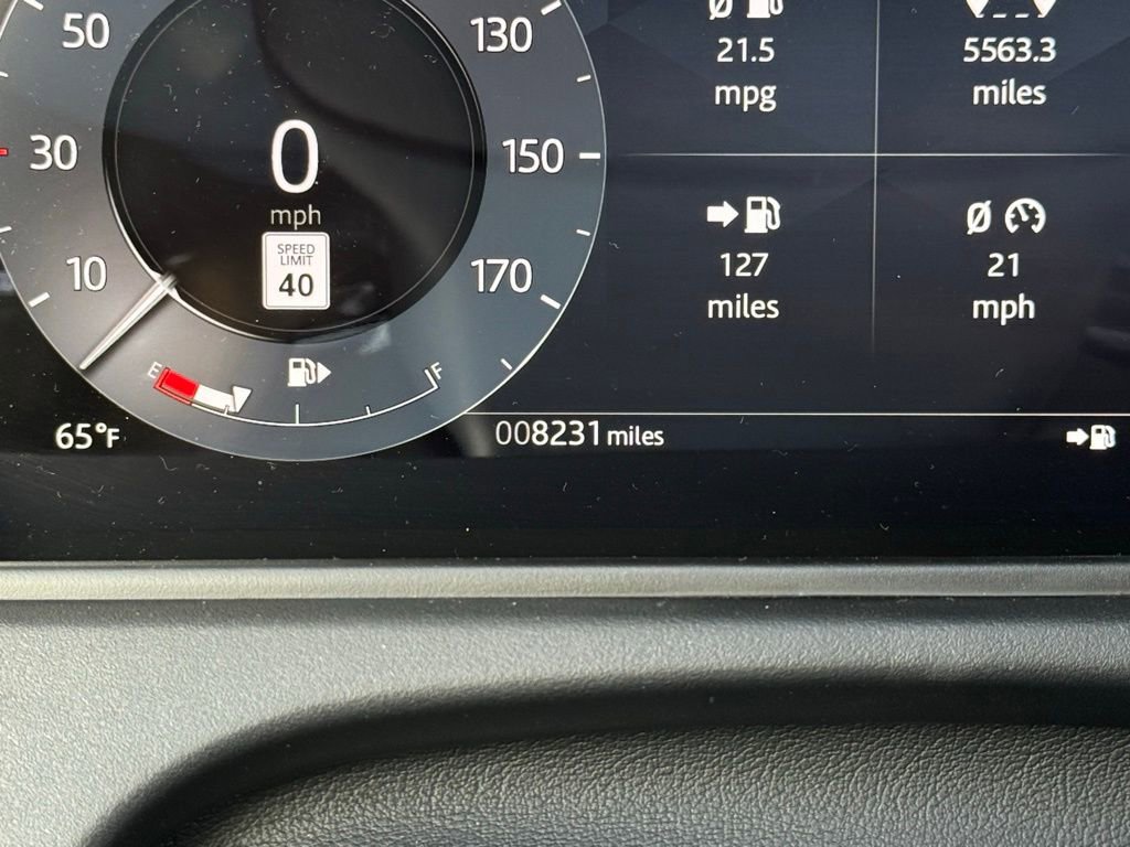 Certified 2026 Land Rover Range Rover Velar Dynamic SE AWD/4WD image 32