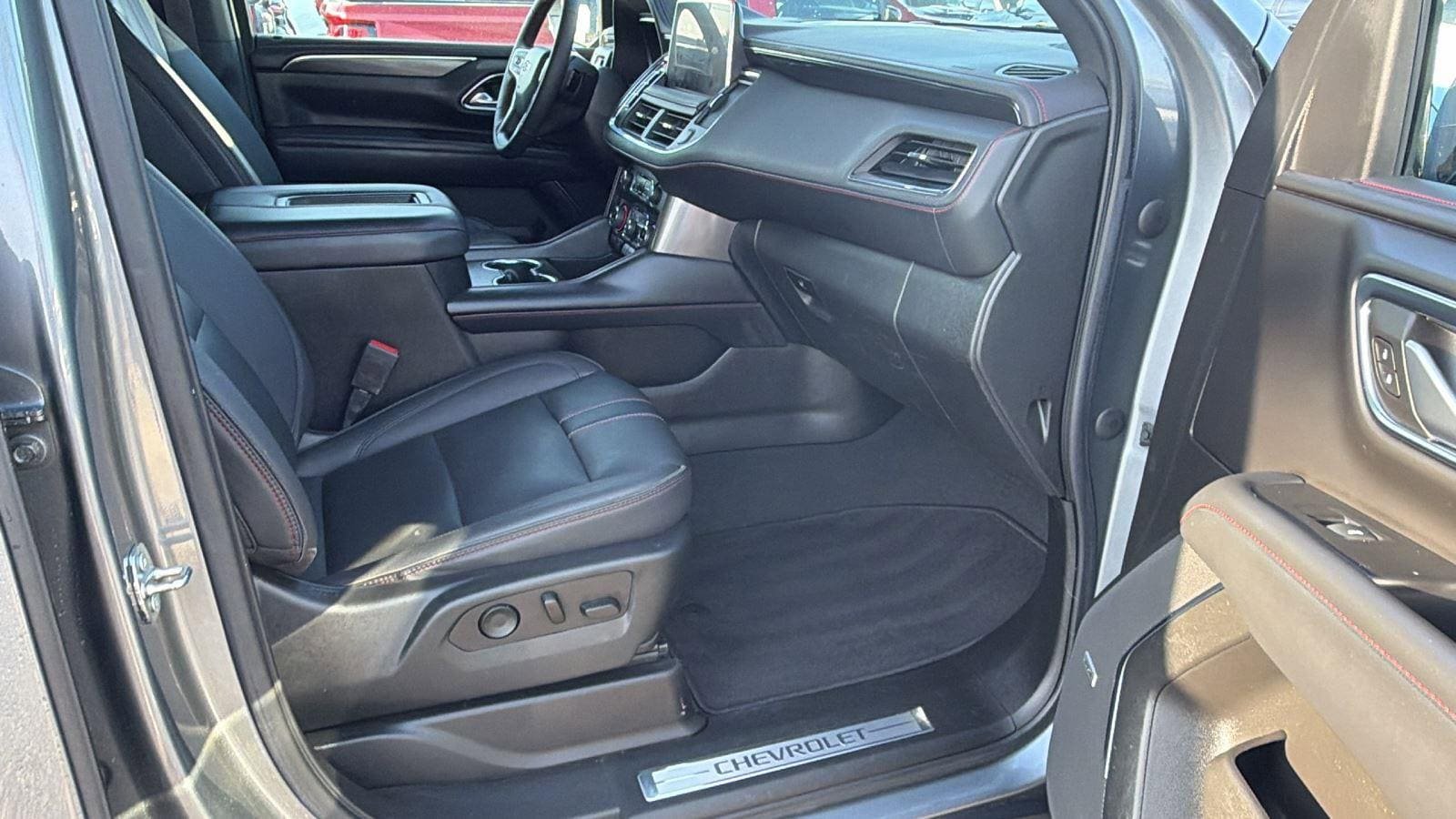 Certified 2022 Chevrolet Tahoe RST w/ Sport Performance Package image 17