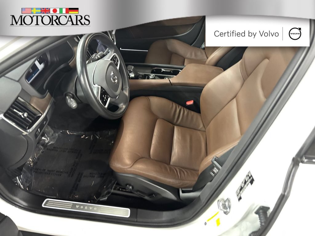 Used 2022 Volvo V90 B6 Cross Country w/ Advanced Package AWD/4WD image 10