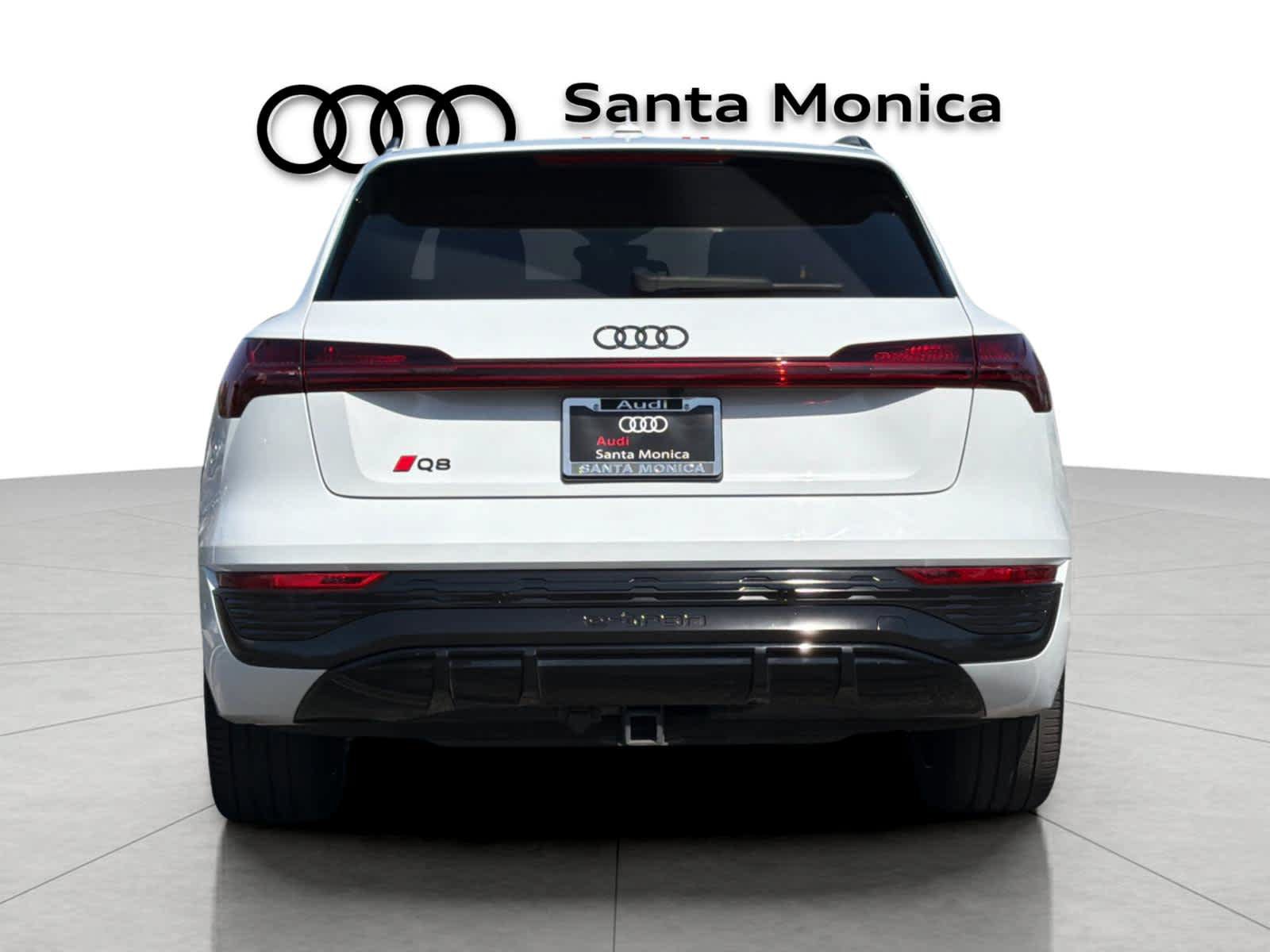 Used 2024 Audi Q8 e-tron Premium Plus w/ Prestige Package AWD/4WD image 7