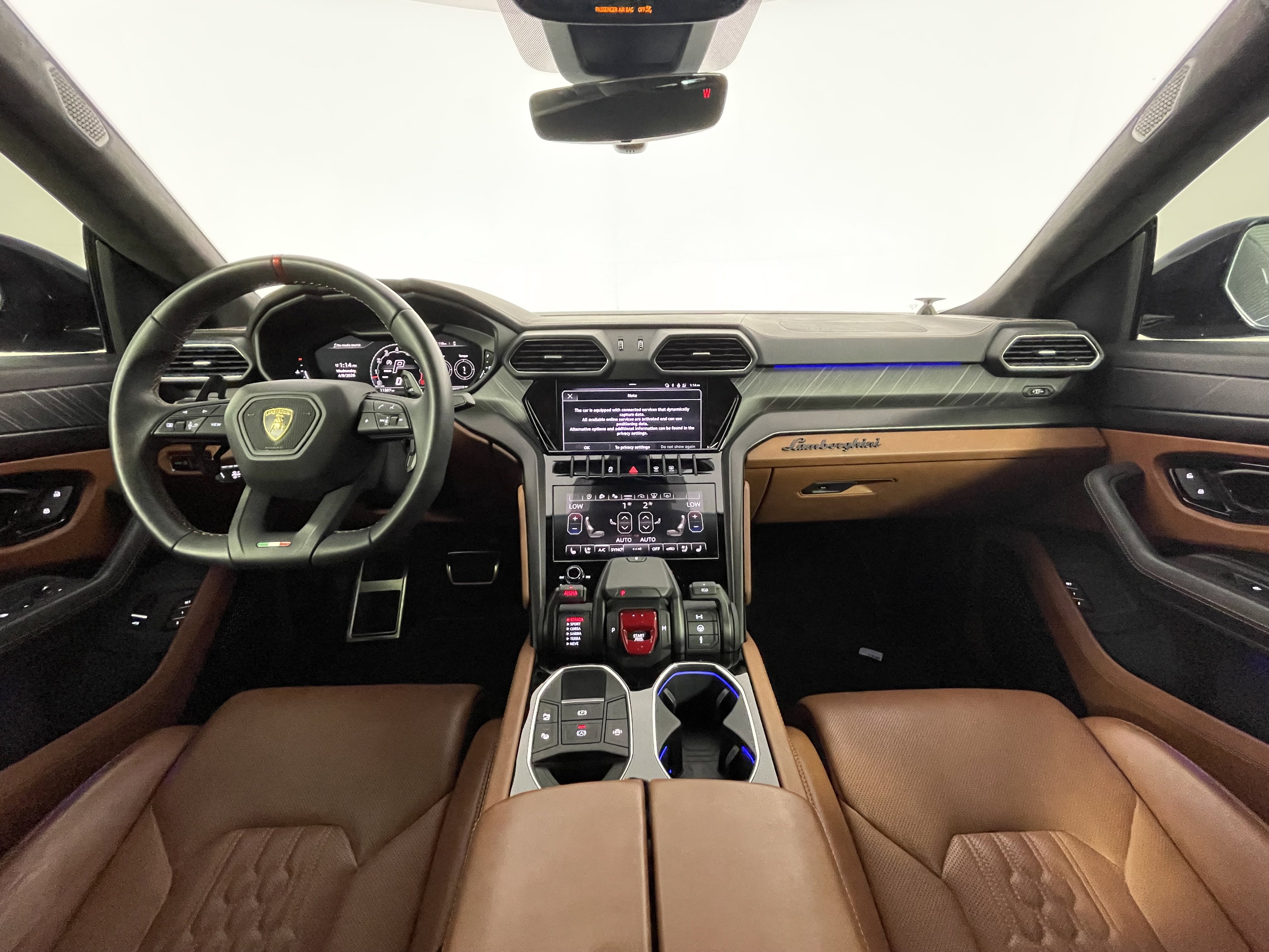 Used 2024 Lamborghini Urus S image 11