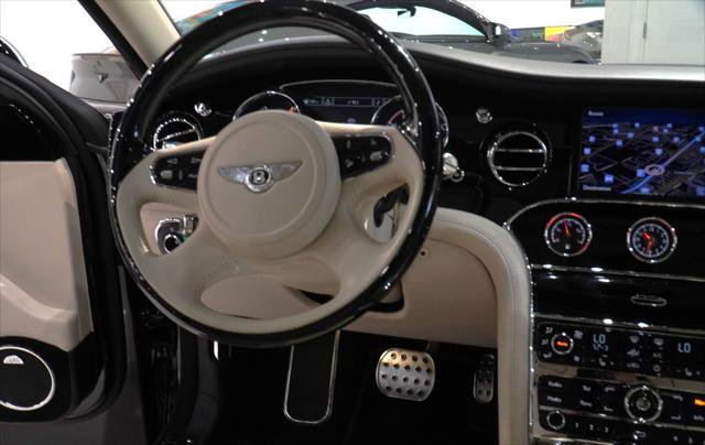 Used 2013 Bentley Mulsanne RWD image 15