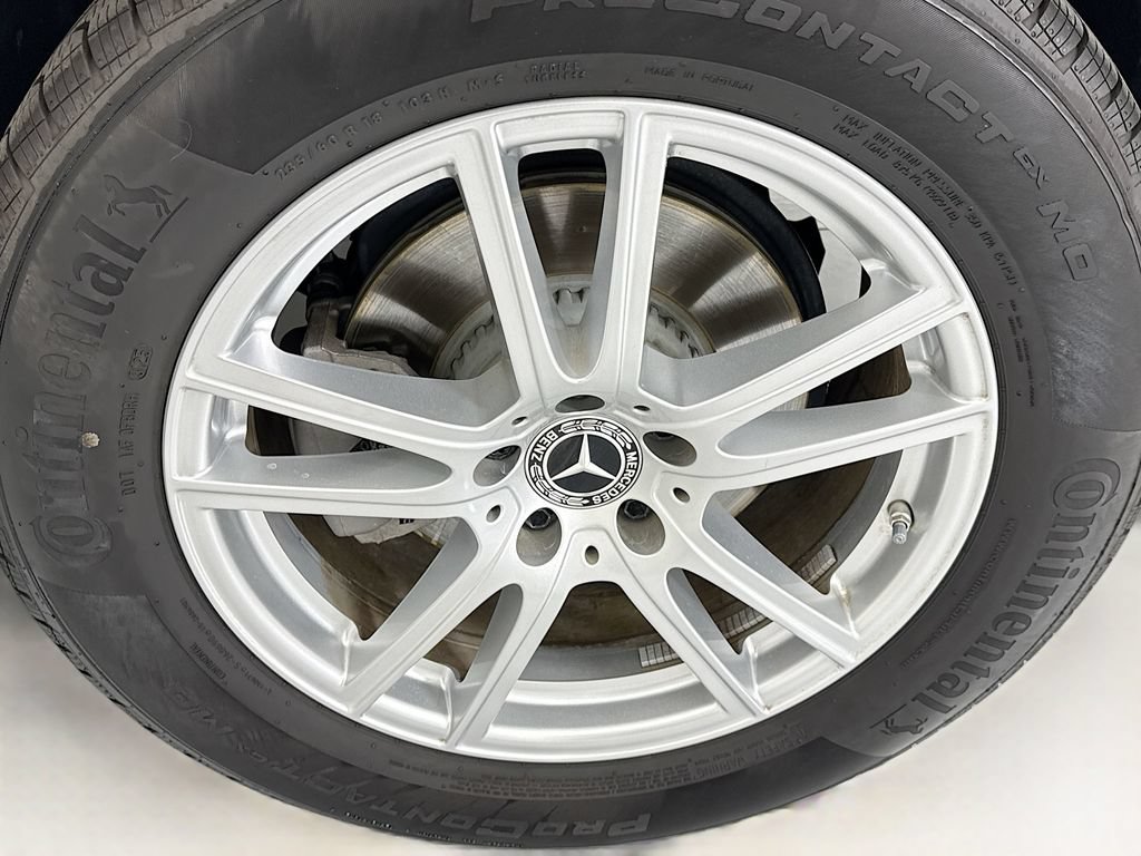Certified 2026 Mercedes-Benz GLC 300 image 29