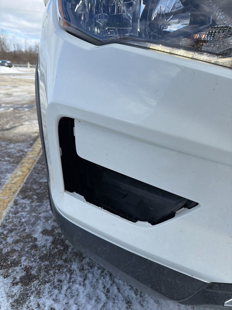 Used 2019 Nissan Rogue SV w/ Sun & Sound Touring Package image 3