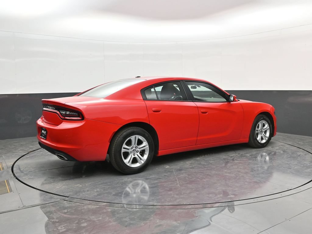 Used 2022 Dodge Charger SXT RWD image 7