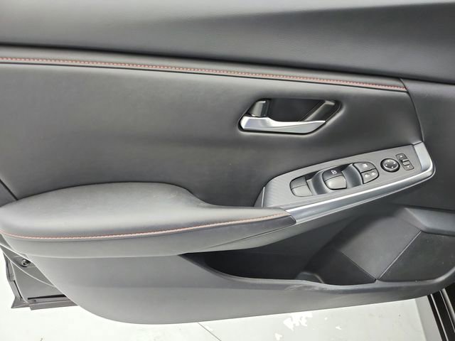 Used 2025 Nissan Sentra SR w/ Midnight Edition image 34