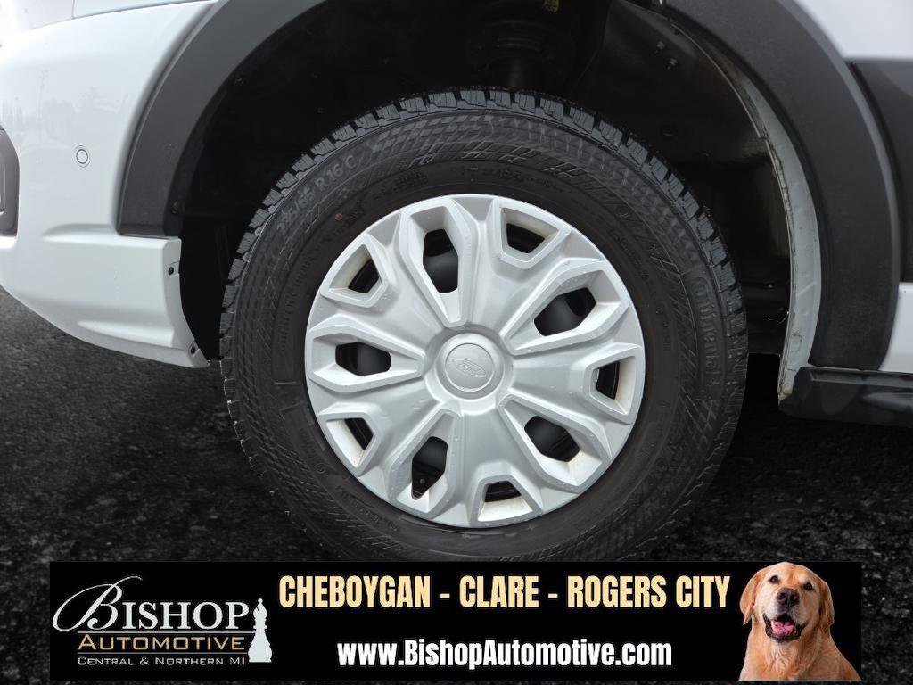 Used 2023 Ford Transit 350 XLT image 31