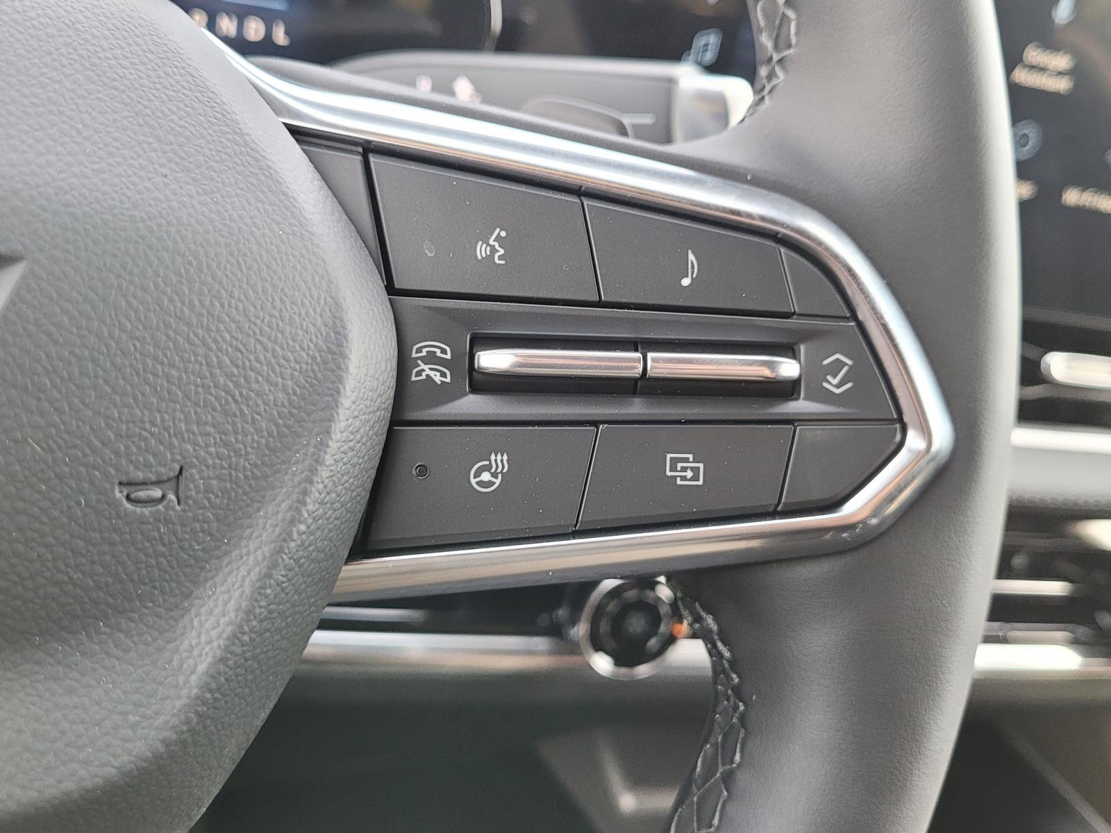 New 2027 Chevrolet Equinox LT FWD image 22