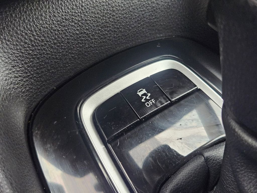 Used 2025 Toyota Corolla LE image 23