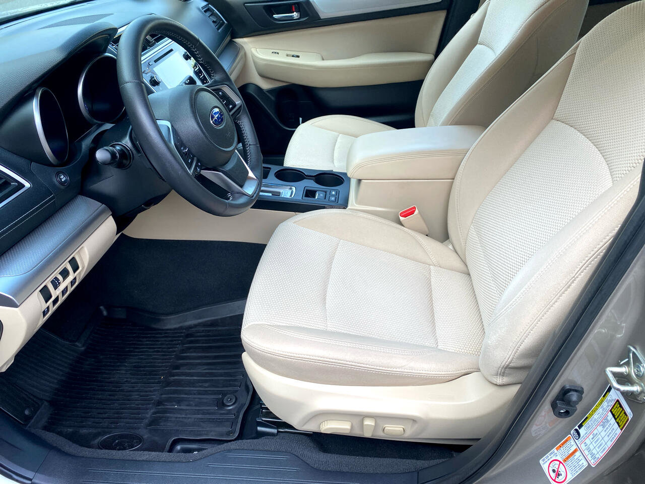 Used 2019 Subaru Outback 2.5i Premium image 6