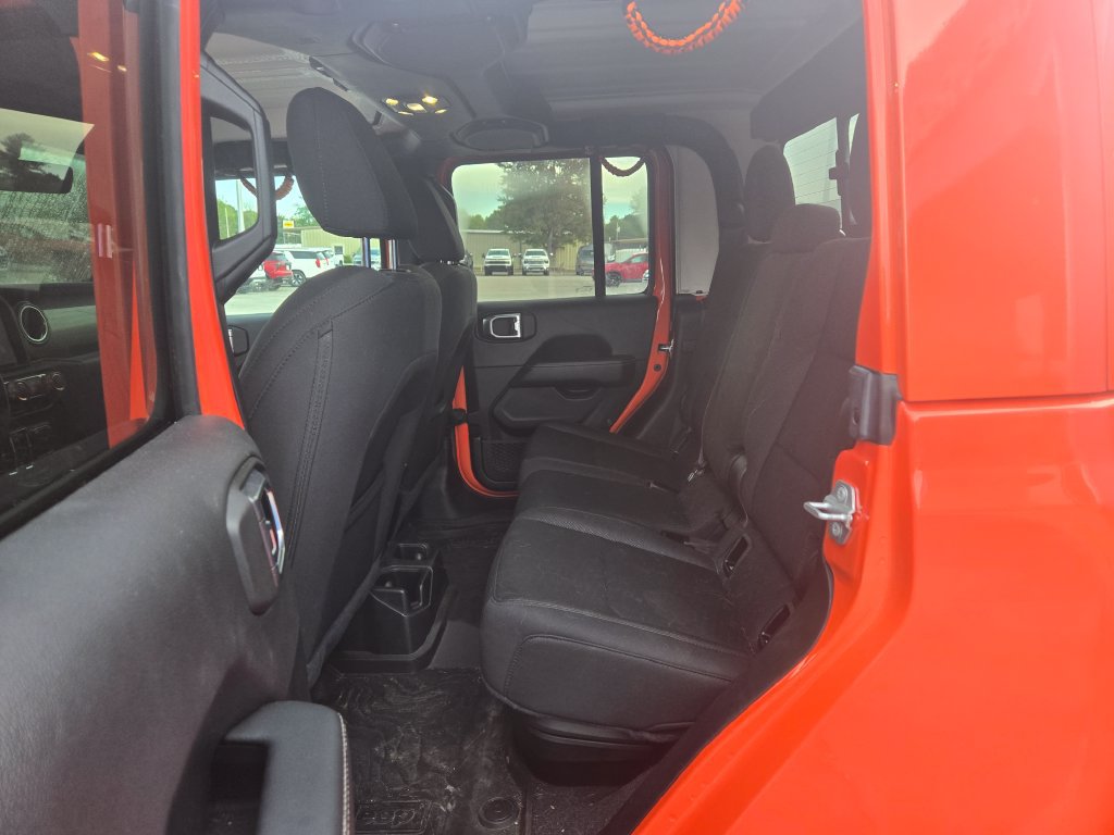 Used 2020 Jeep Gladiator Overland AWD/4WD image 8