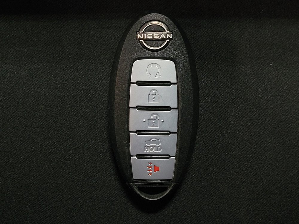 Used 2025 Nissan Altima 2.5 SV FWD image 32