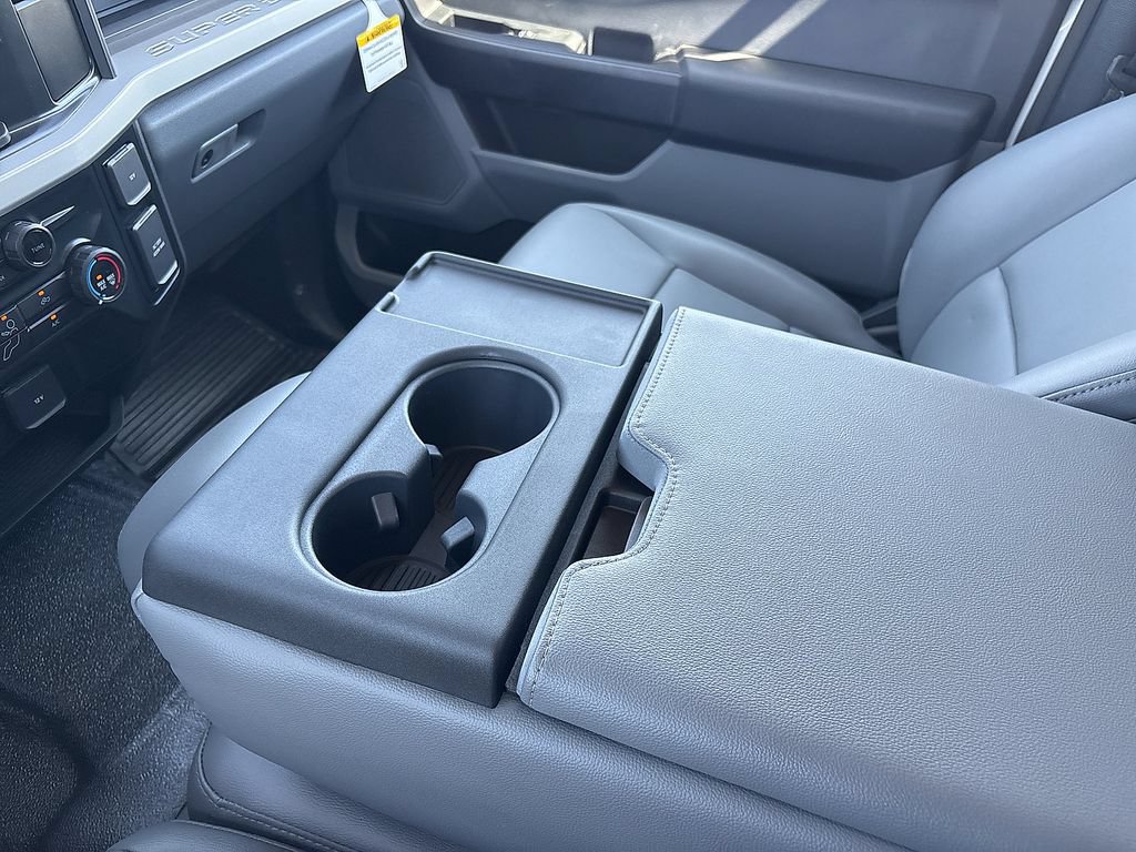 New 2026 Ford F550 4x4 Crew Cab Super Duty image 25
