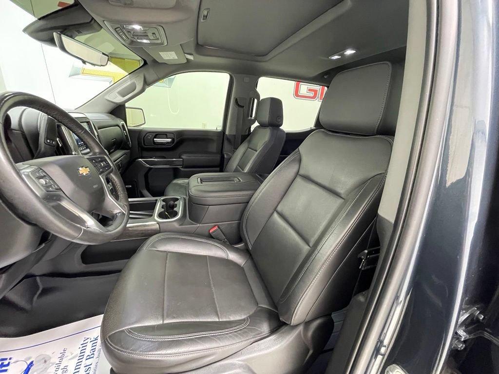 Used 2020 Chevrolet Silverado 1500 LTZ w/ LTZ Premium Package AWD/4WD image 18