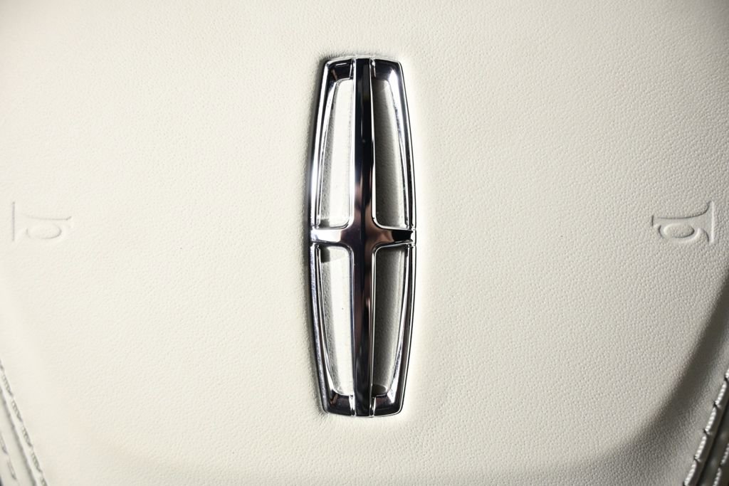 New 2026 Lincoln Aviator Black Label w/ Jet Appearance Package image 37