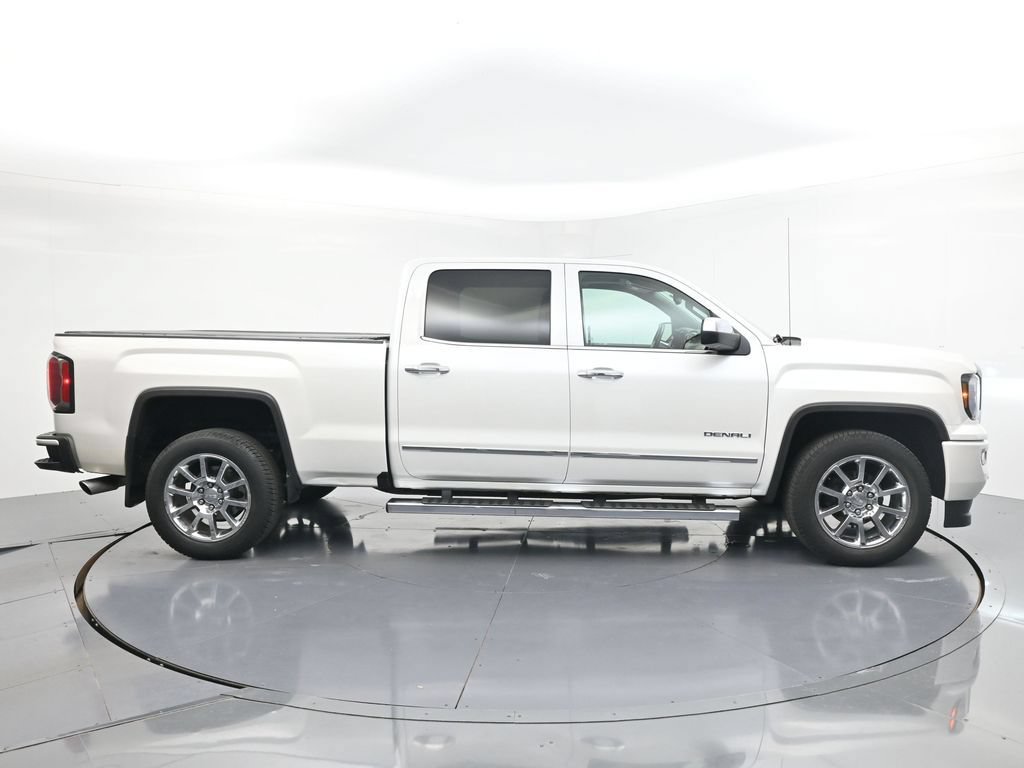 Used 2018 GMC Sierra 1500 Denali AWD/4WD image 4