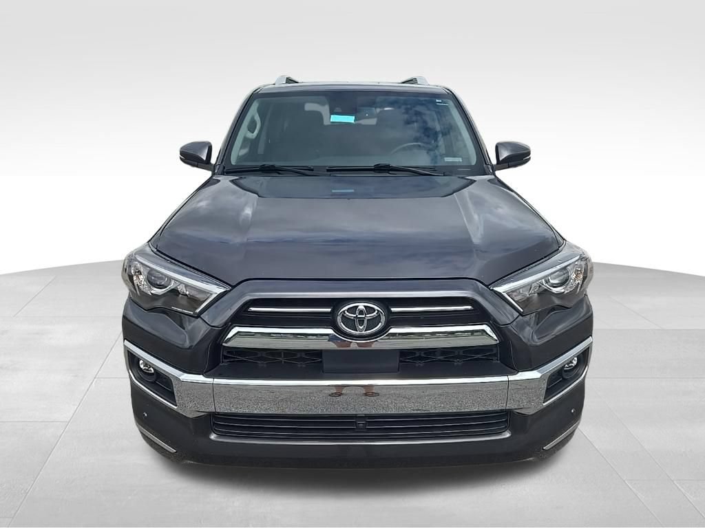 Used 2022 Toyota 4Runner Limited AWD/4WD image 7