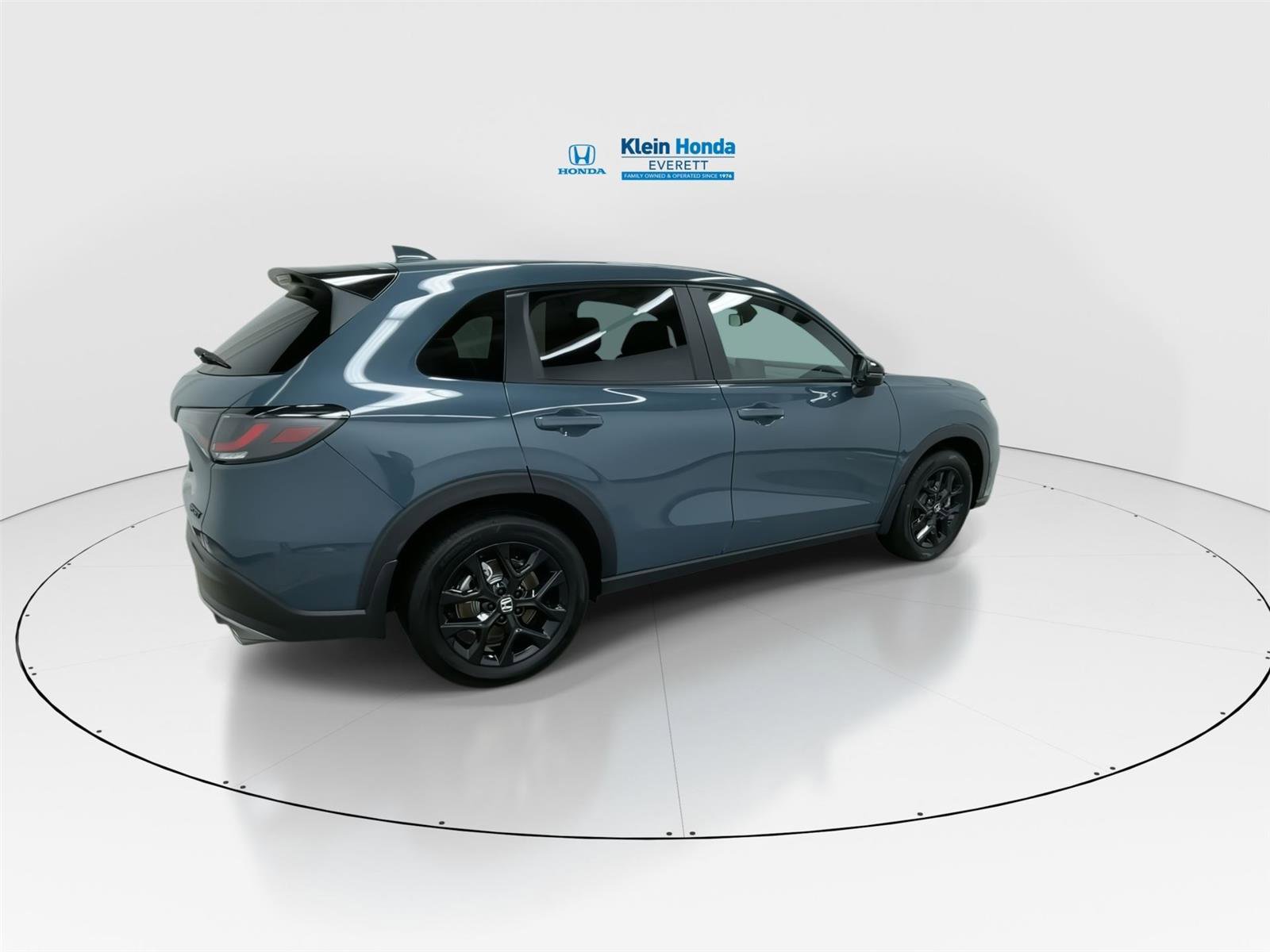 Certified 2025 Honda HR-V Sport image 2