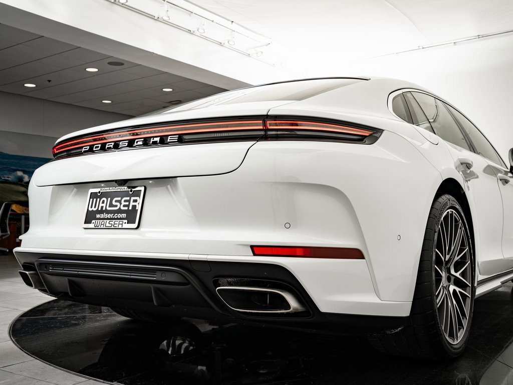 New 2026 Porsche Panamera 4 image 18