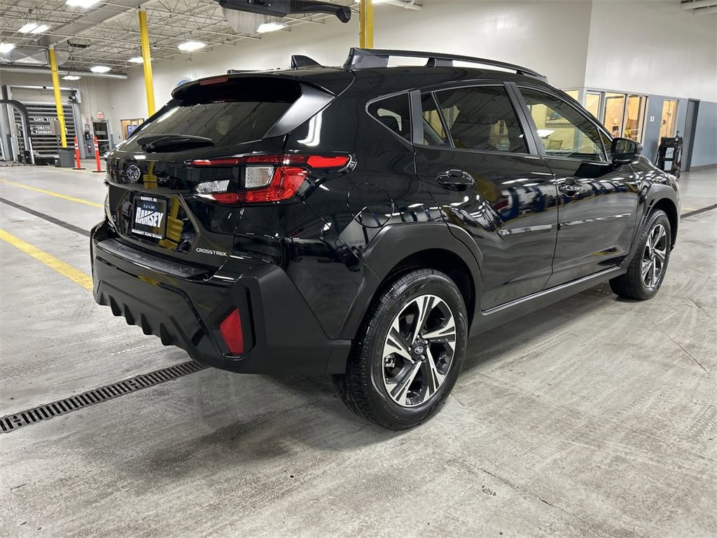 Certified 2024 Subaru Crosstrek 2.0i Premium image 8
