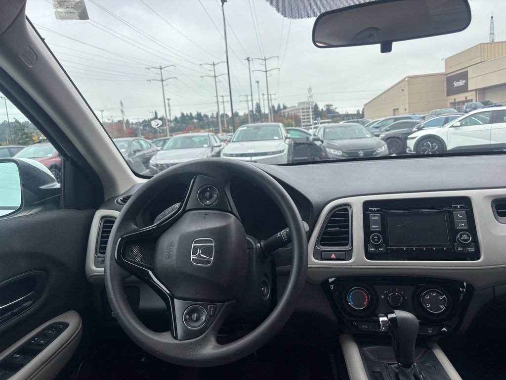 Used 2022 Honda HR-V LX image 7