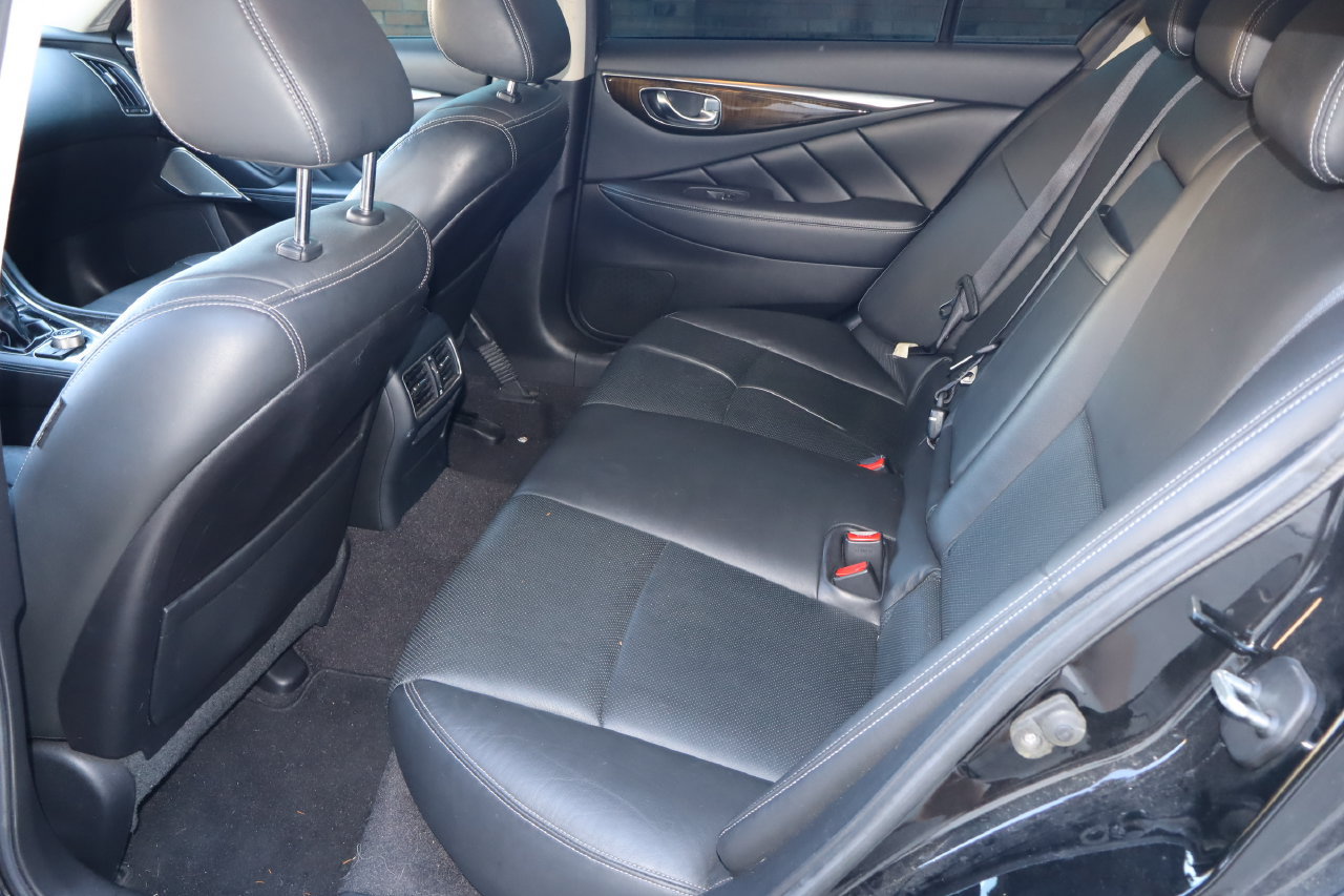Used 2017 INFINITI Q50 3.0t Premium w/ Driver Assistance Package RWD image 6