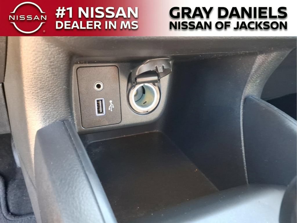 Used 2024 Nissan Versa S w/ Trunk Package FWD image 18