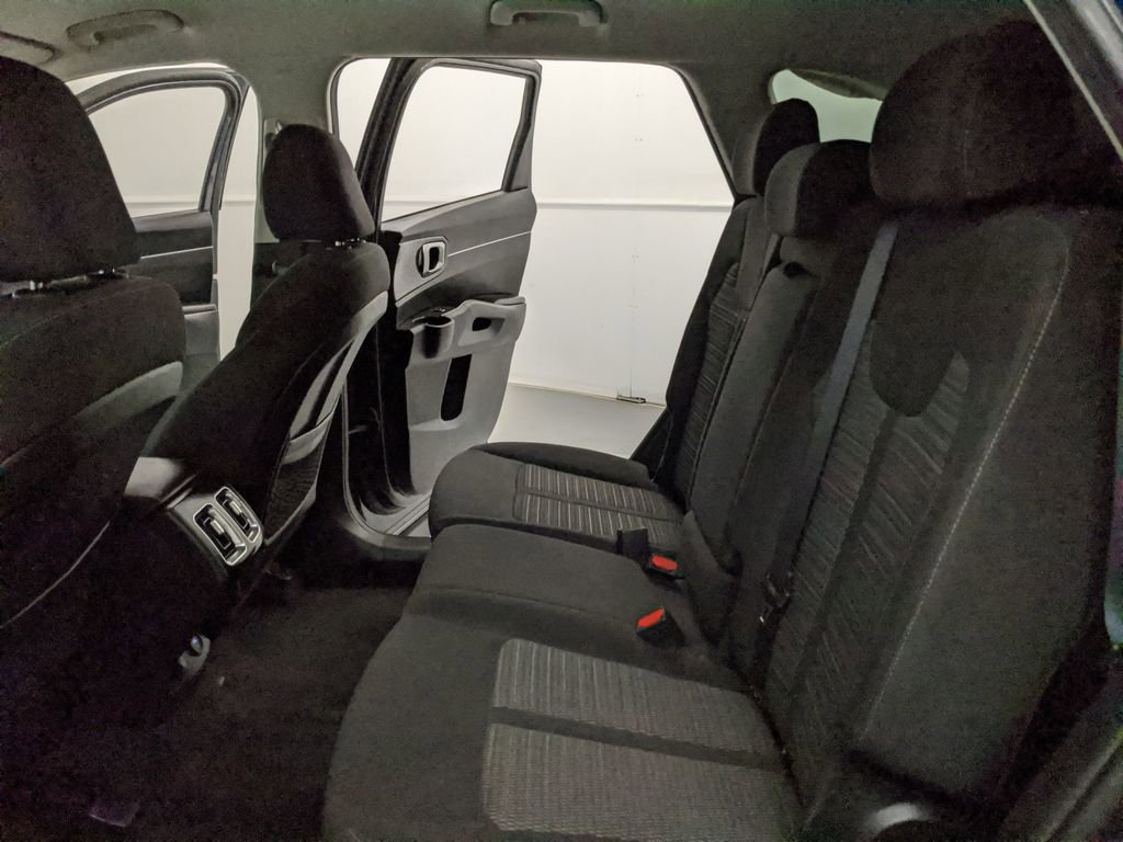 Used 2023 Kia Sorento LX FWD image 17