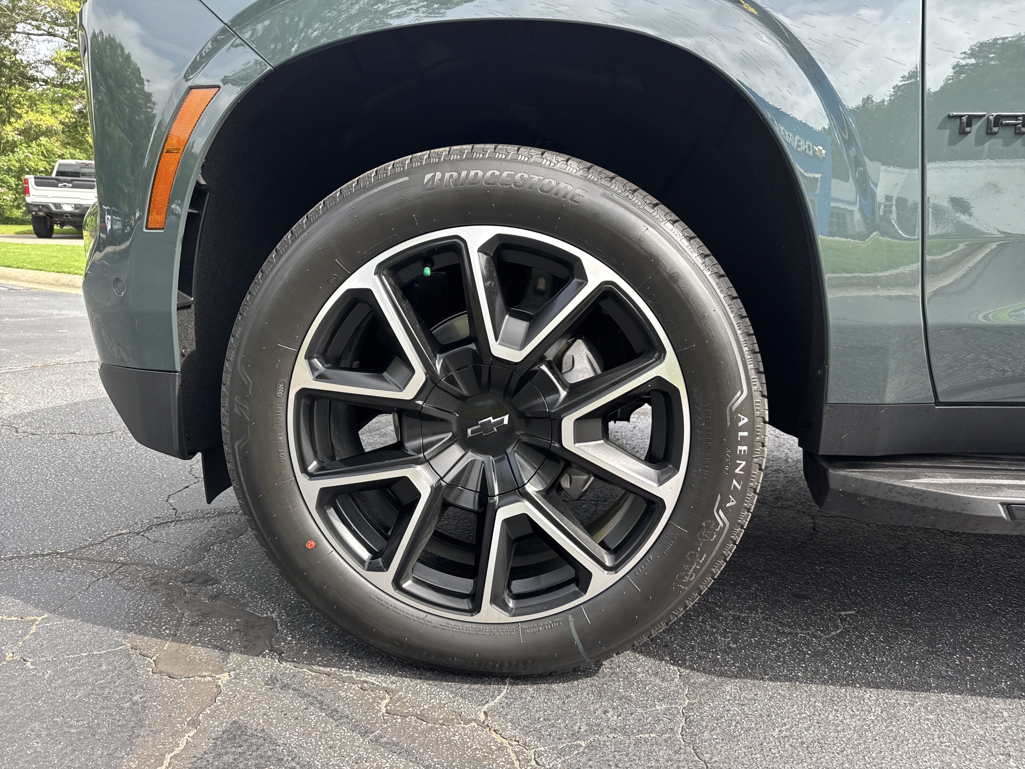 New 2026 Chevrolet Tahoe RST w/ Comfort Package AWD/4WD image 11