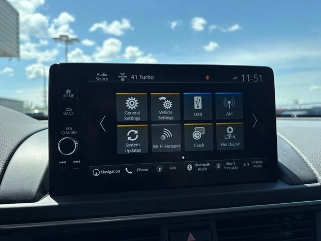 Used 2025 Honda Pilot Touring image 19