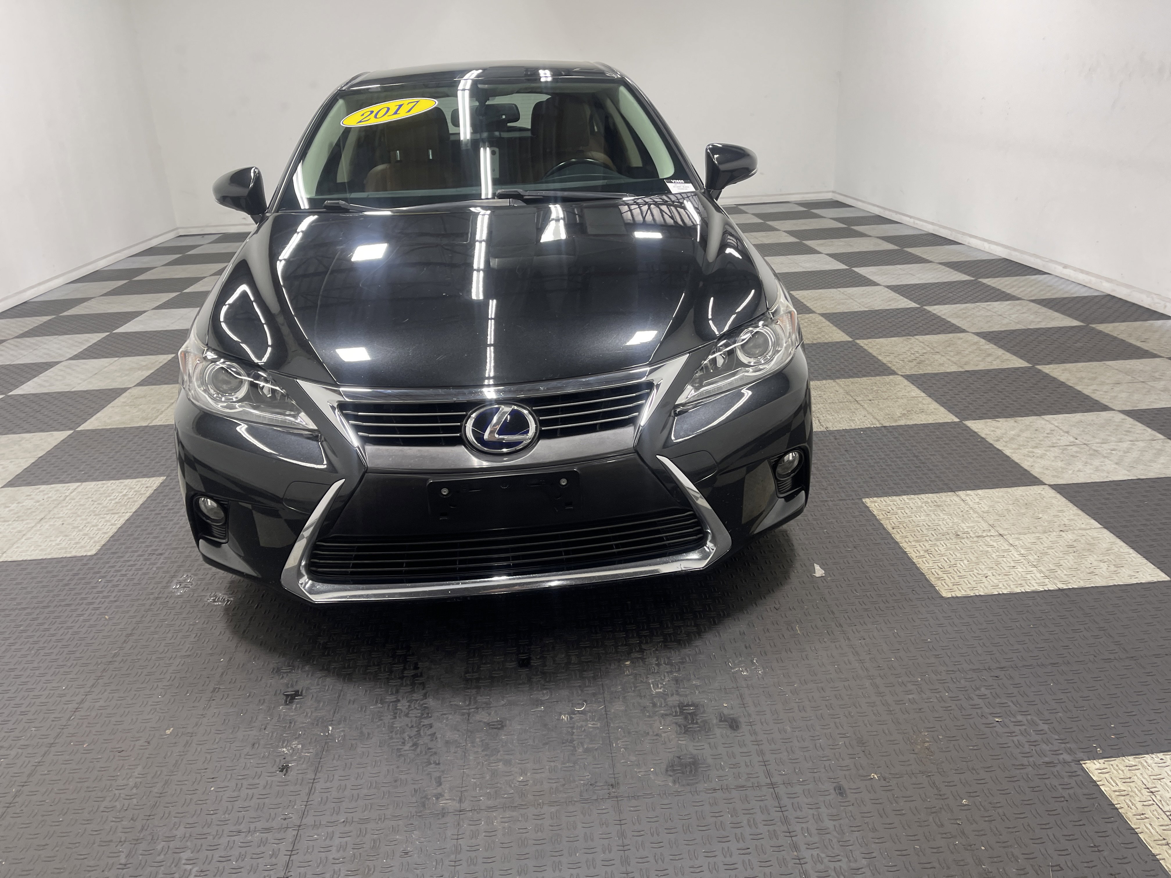 Used 2017 Lexus CT 200h w/ Accessory Package 2 image 7