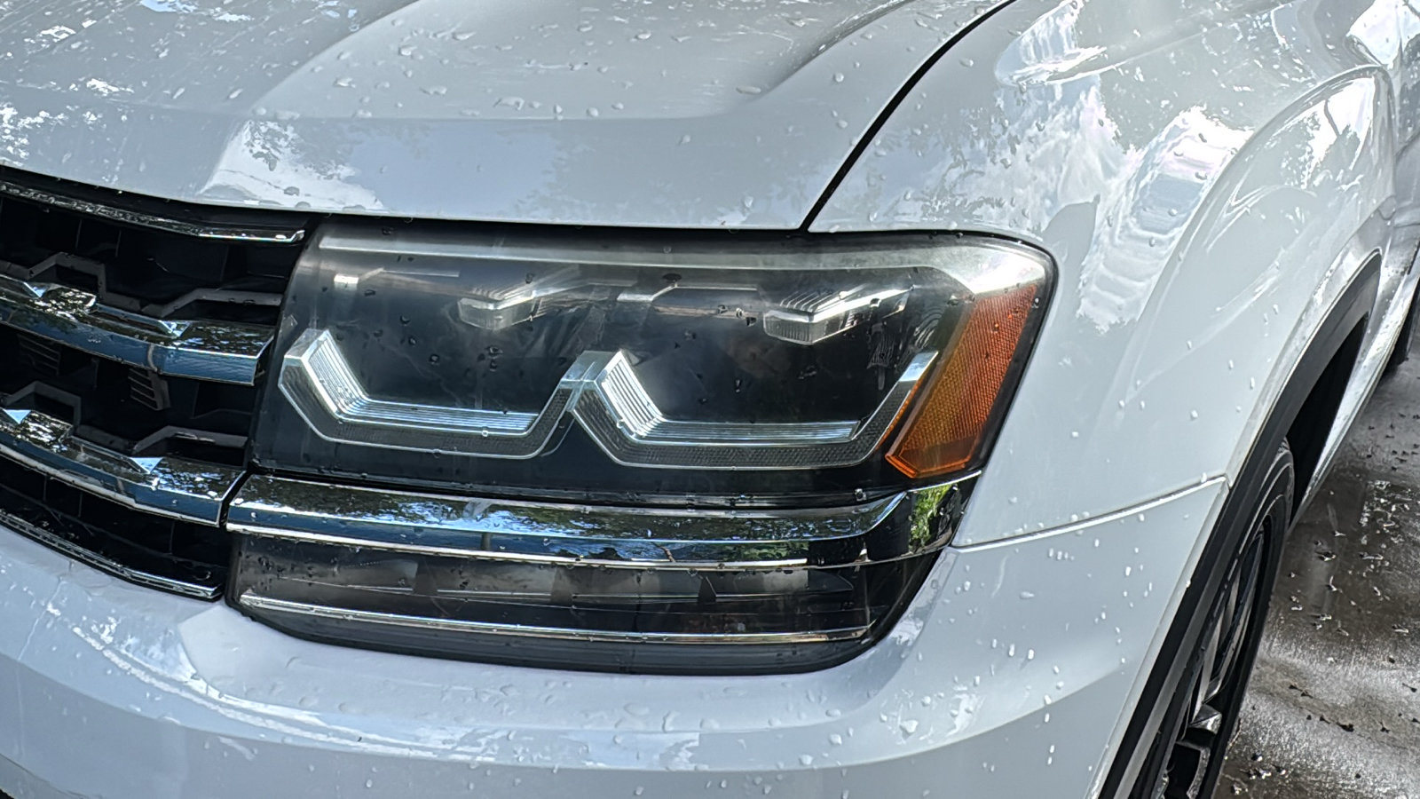 Used 2019 Volkswagen Atlas SEL FWD image 6