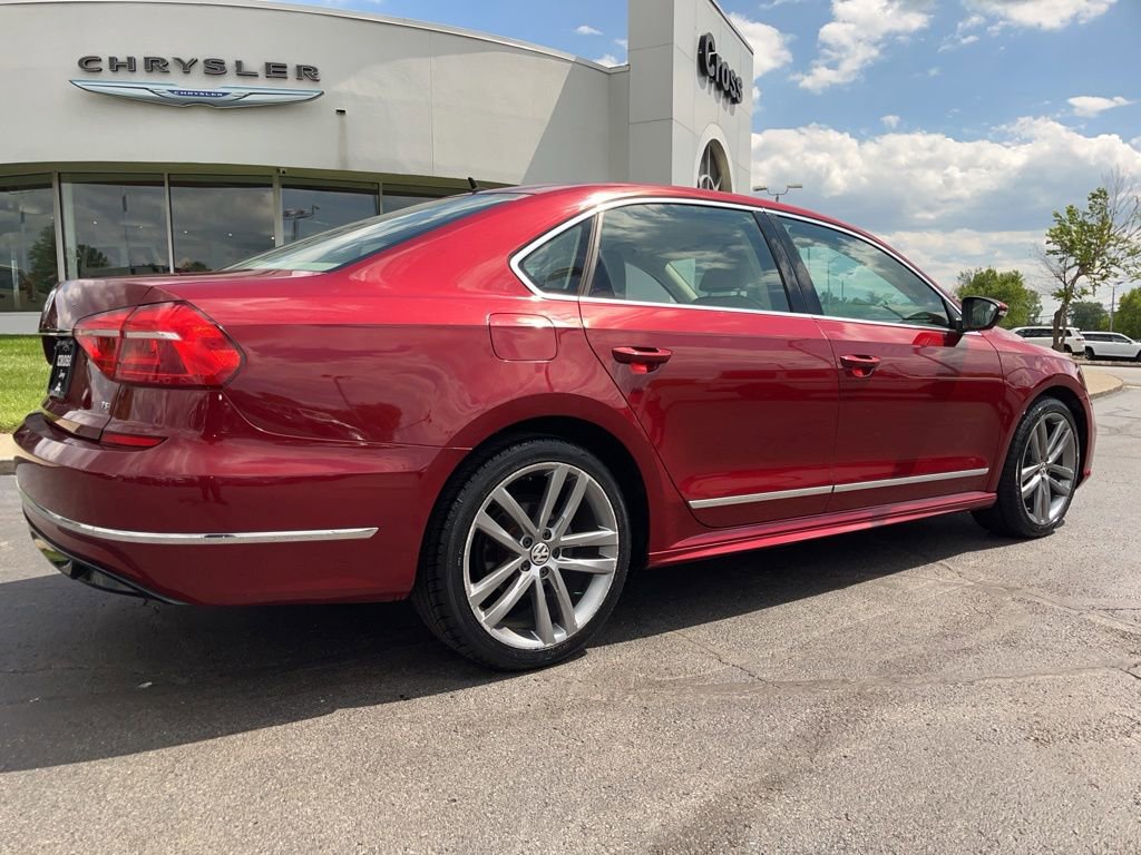 Used 2016 Volkswagen Passat 1.8T R-Line FWD image 43