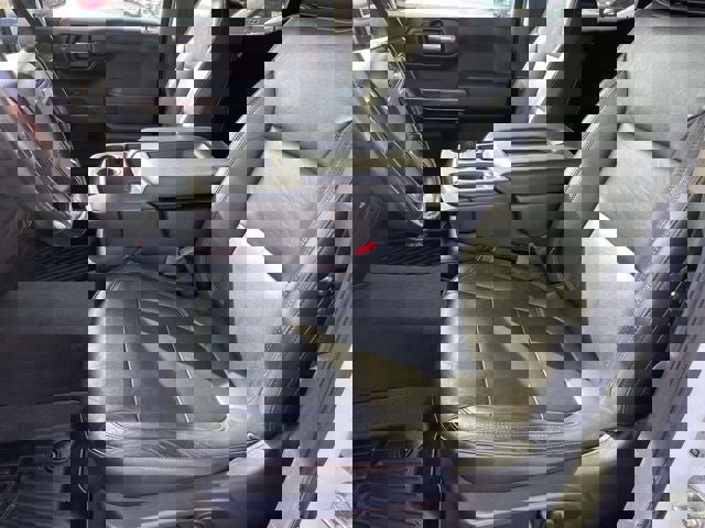 Used 2019 Chevrolet Silverado 1500 LT w/ All-Star Edition image 30