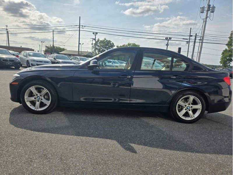 Used 2014 BMW 320i xDrive Sedan image 6
