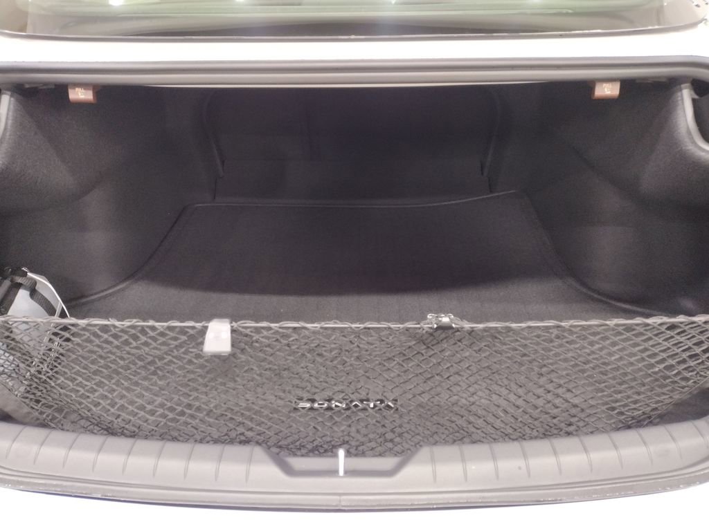 Used 2025 Hyundai Sonata SE FWD image 15