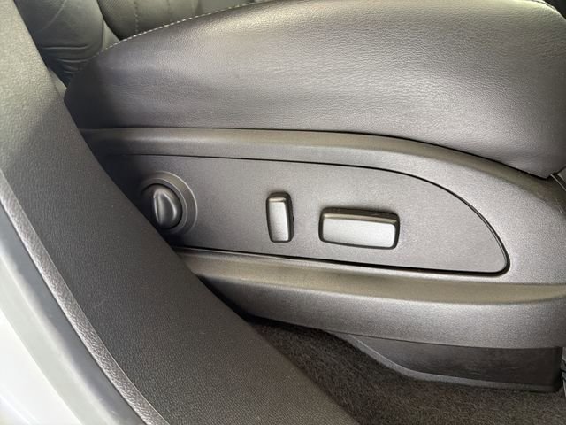 Used 2016 Buick Enclave Premium w/ Experience Buick Package image 23