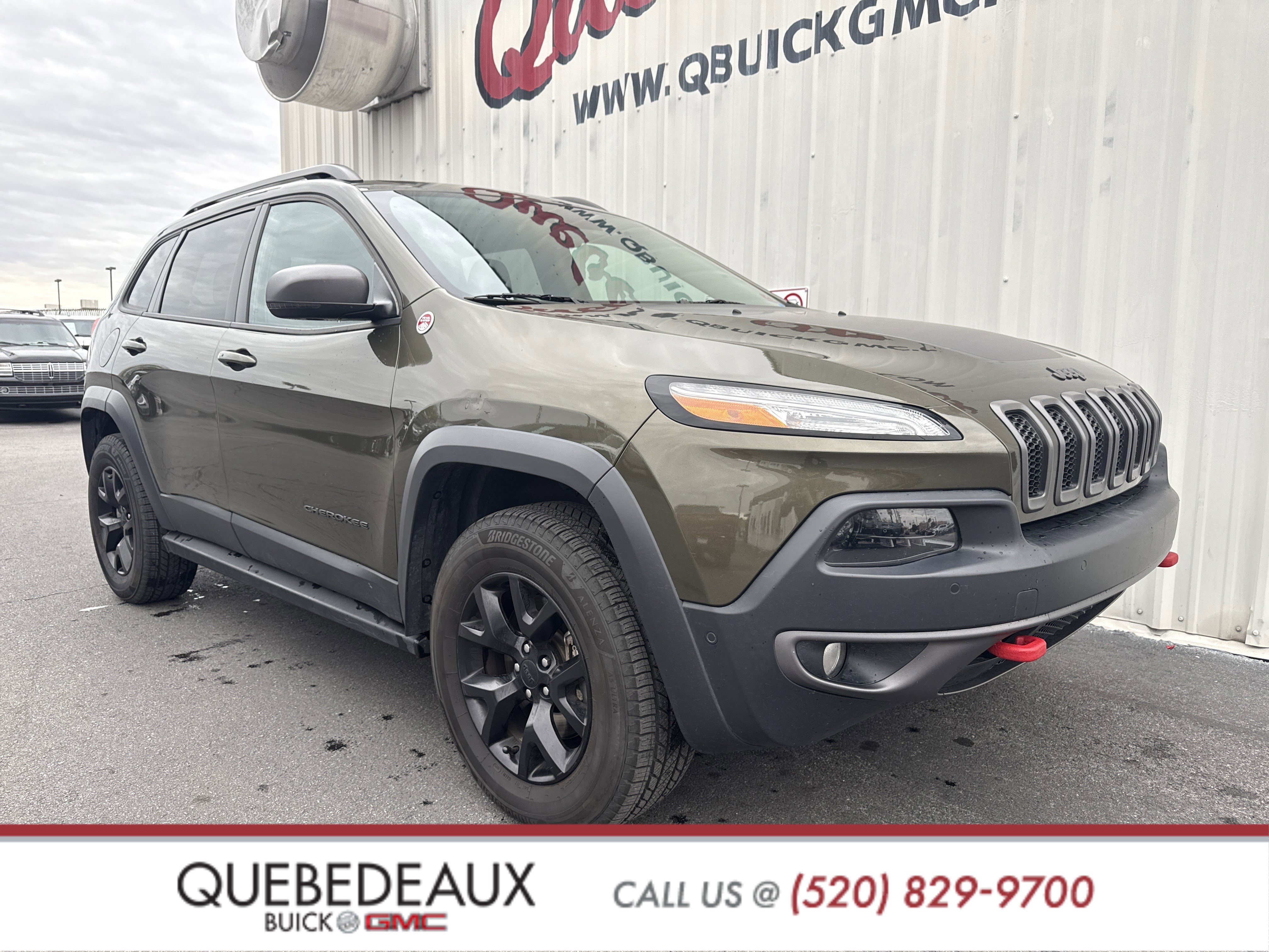 Used 2016 Jeep Cherokee Trailhawk w/ Comfort/Convenience Group image 33