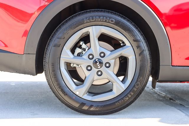 Used 2025 Kia K4 LXS image 10