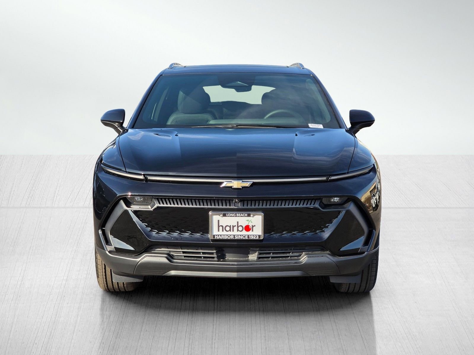 New 2026 Chevrolet Equinox EV LT image 2