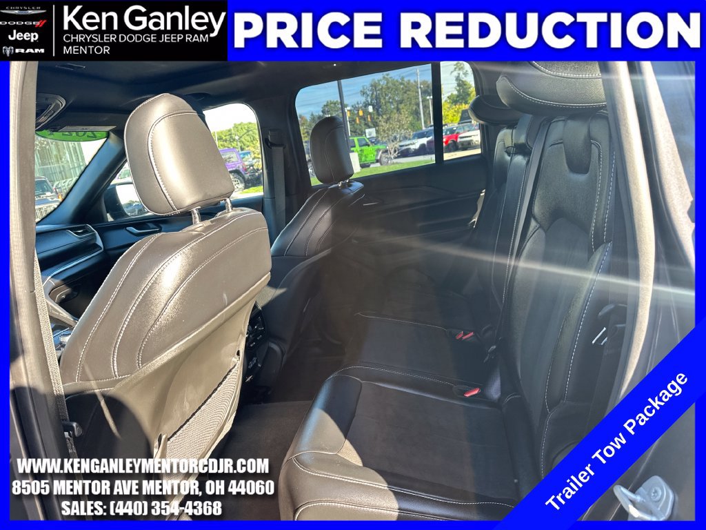 Used 2024 Jeep Grand Cherokee Altitude AWD/4WD image 24