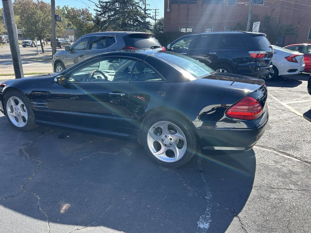 Used 2005 Mercedes-Benz SL 500 image 3