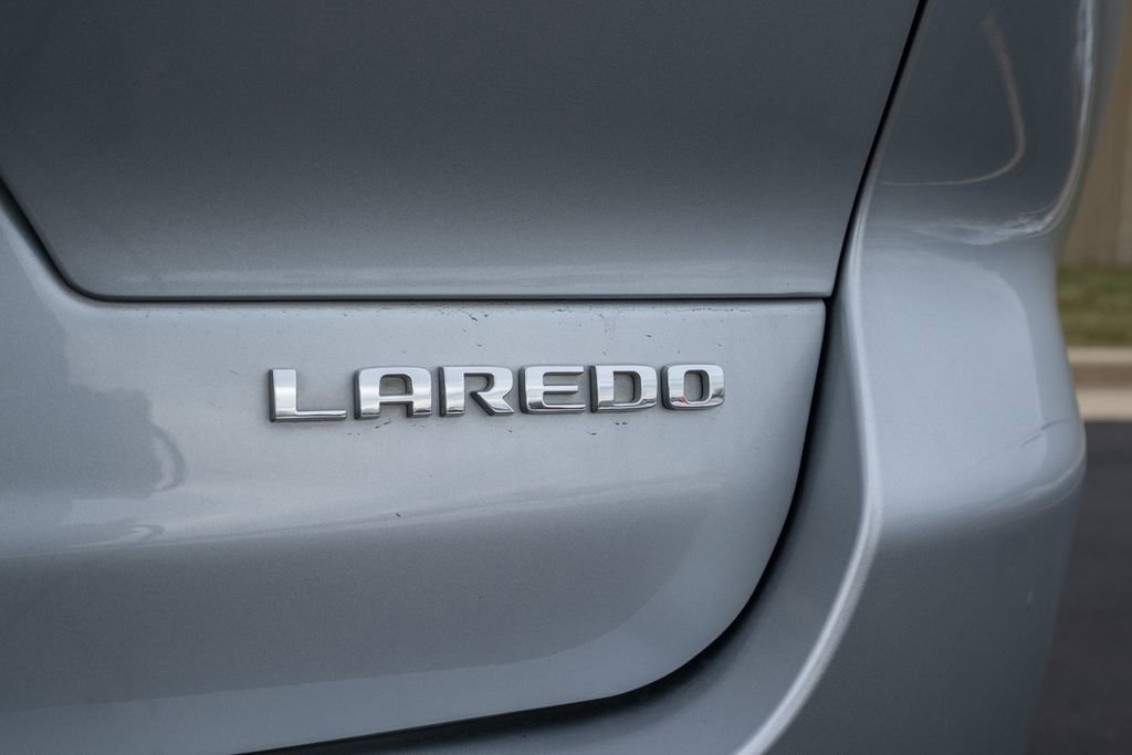 Used 2023 Jeep Grand Cherokee L Laredo w/ Trailer Tow Group (B) image 11
