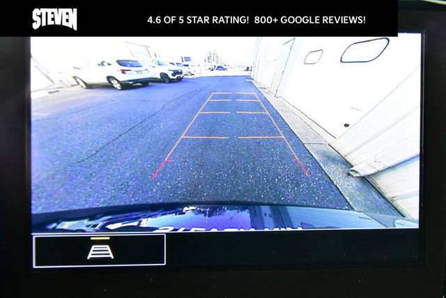 Used 2023 Chevrolet Traverse LT image 23