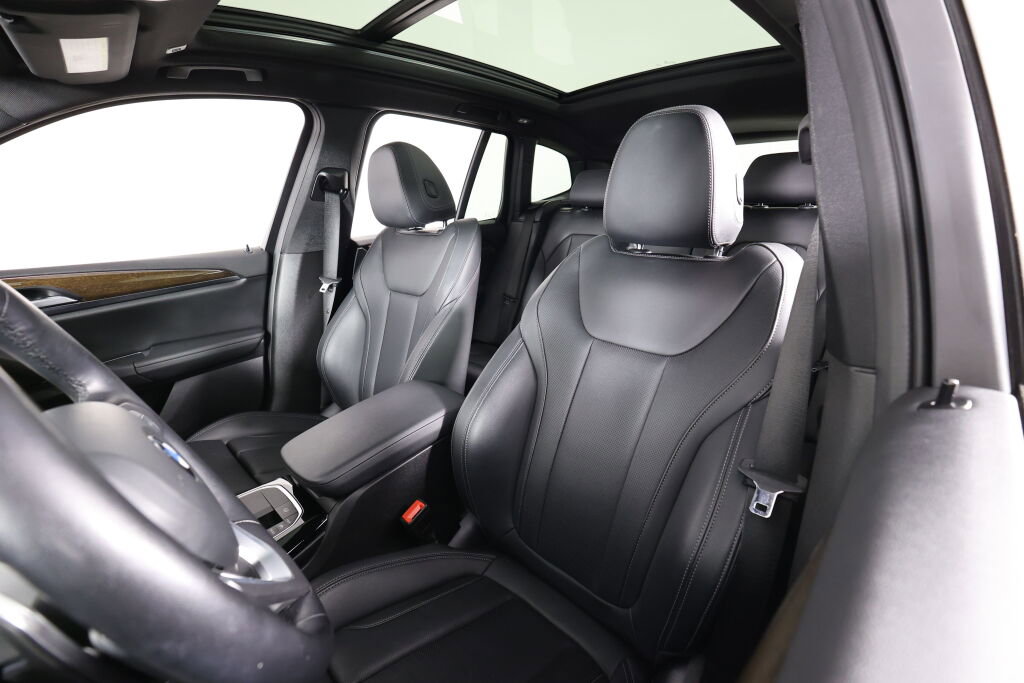 Used 2022 BMW X3 xDrive30i w/ Convenience Package image 11