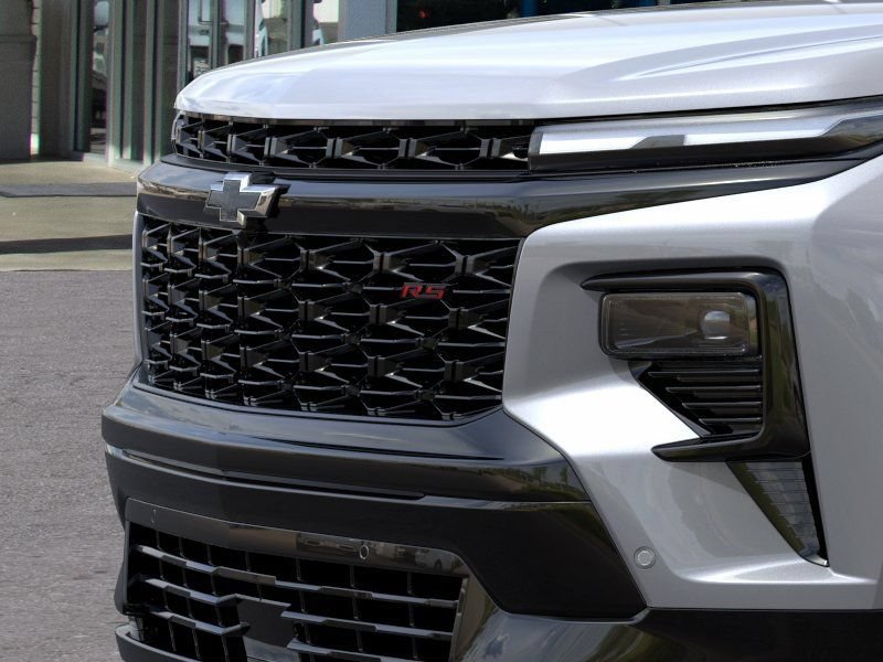 New 2026 Chevrolet Traverse RS w/ LPO, Floor Liner Package FWD image 13