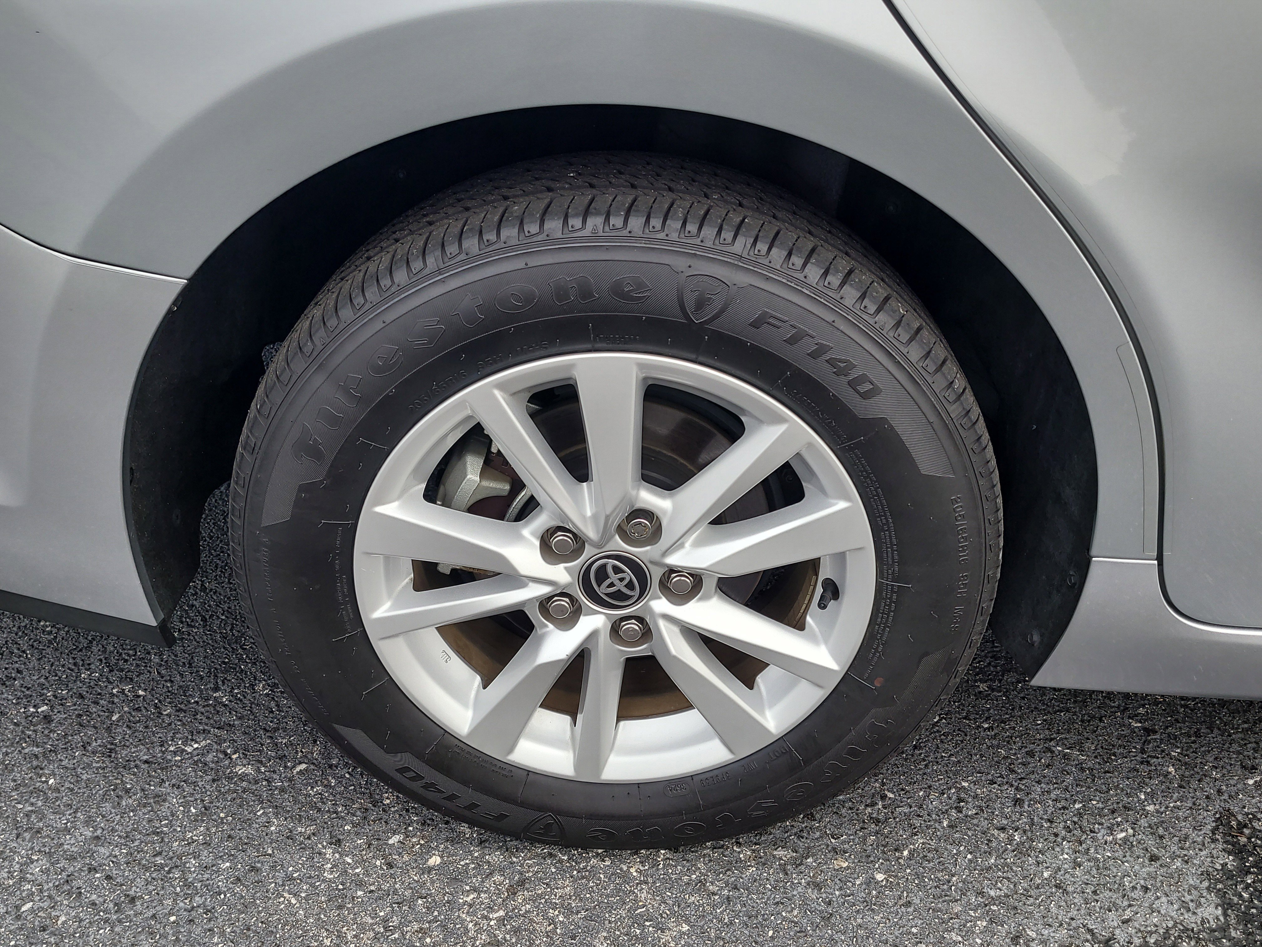 Used 2025 Toyota Camry LE image 9